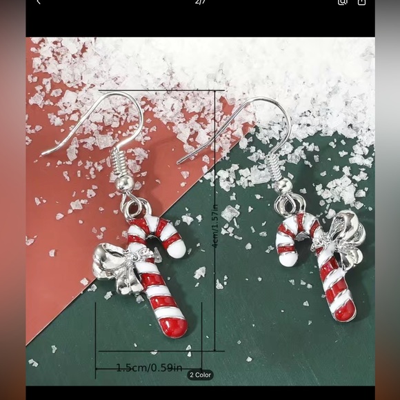 🎄 NWT-Red & Silver Candy Cane Dangle Earrings 🎄 - Picture 2 of 2